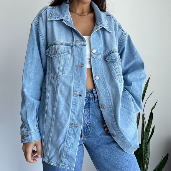 NWT Levi's denim oversized trucker jean jacket - Picture 5 of 9